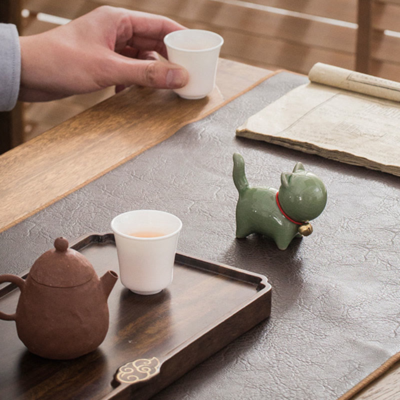Mini-Glücksglocken-Katzenfigur aus Keramik für den Schreibtisch zu Hause