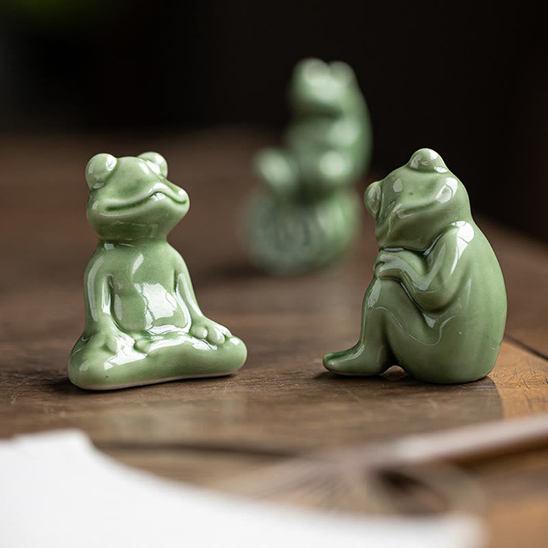 Mini-Meditationsfroschfigur aus Keramik für Glück und Reichtum
