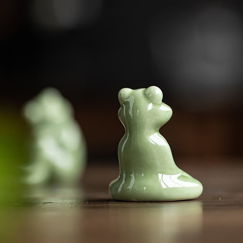 Mini-Meditationsfroschfigur aus Keramik für Glück und Reichtum