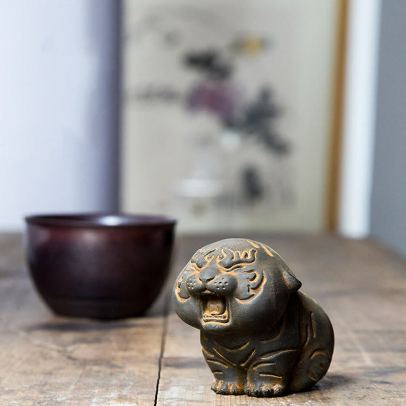Mini-Statue aus süßem Tigereisenharz – spirituelle Tierfigur