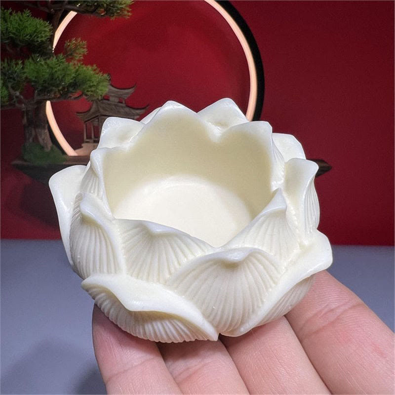 Mini-Buddha-Statue aus Elfenbeinfrüchten | Serenity Decor