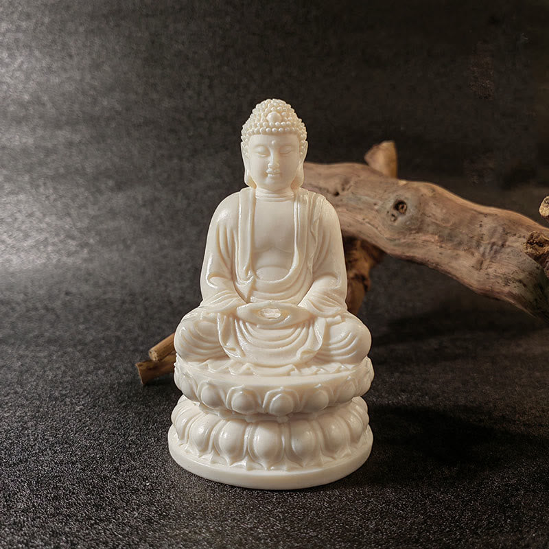 Mini-Buddha-Statue aus Elfenbeinfrüchten | Serenity Decor