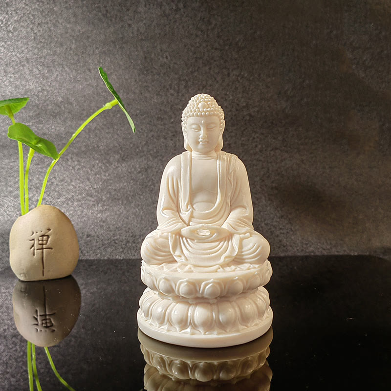 Mini-Buddha-Statue aus Elfenbeinfrüchten | Serenity Decor
