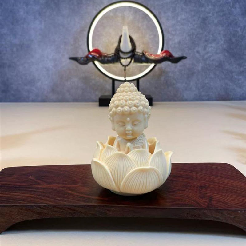 Mini-Buddha-Statue aus Elfenbeinfrüchten | Serenity Decor