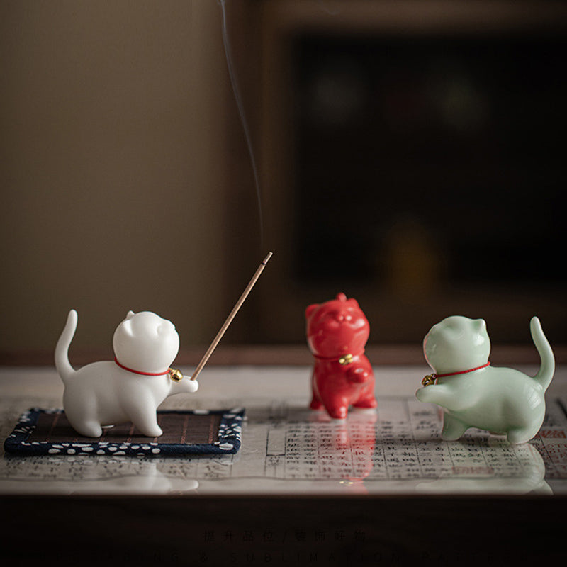 Mini-Glückskatze aus Keramik mit Bambusmatte | Spirituelle Figur