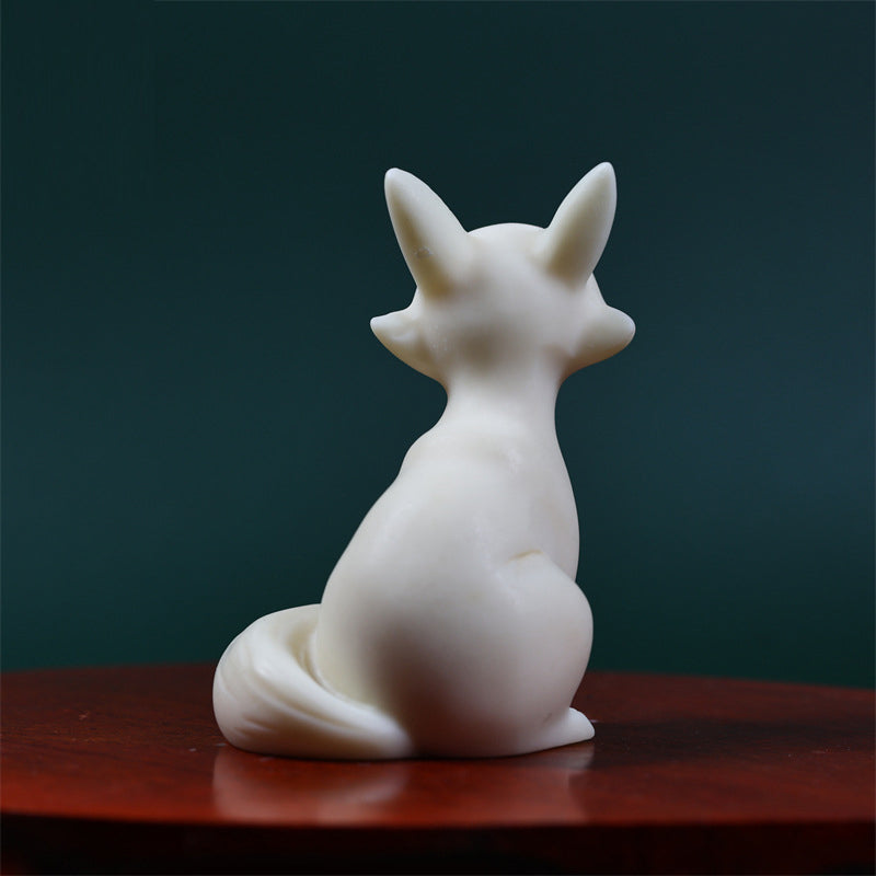 Mini-Schutzfigur aus Elfenbein-Obst mit neun Schwänzen