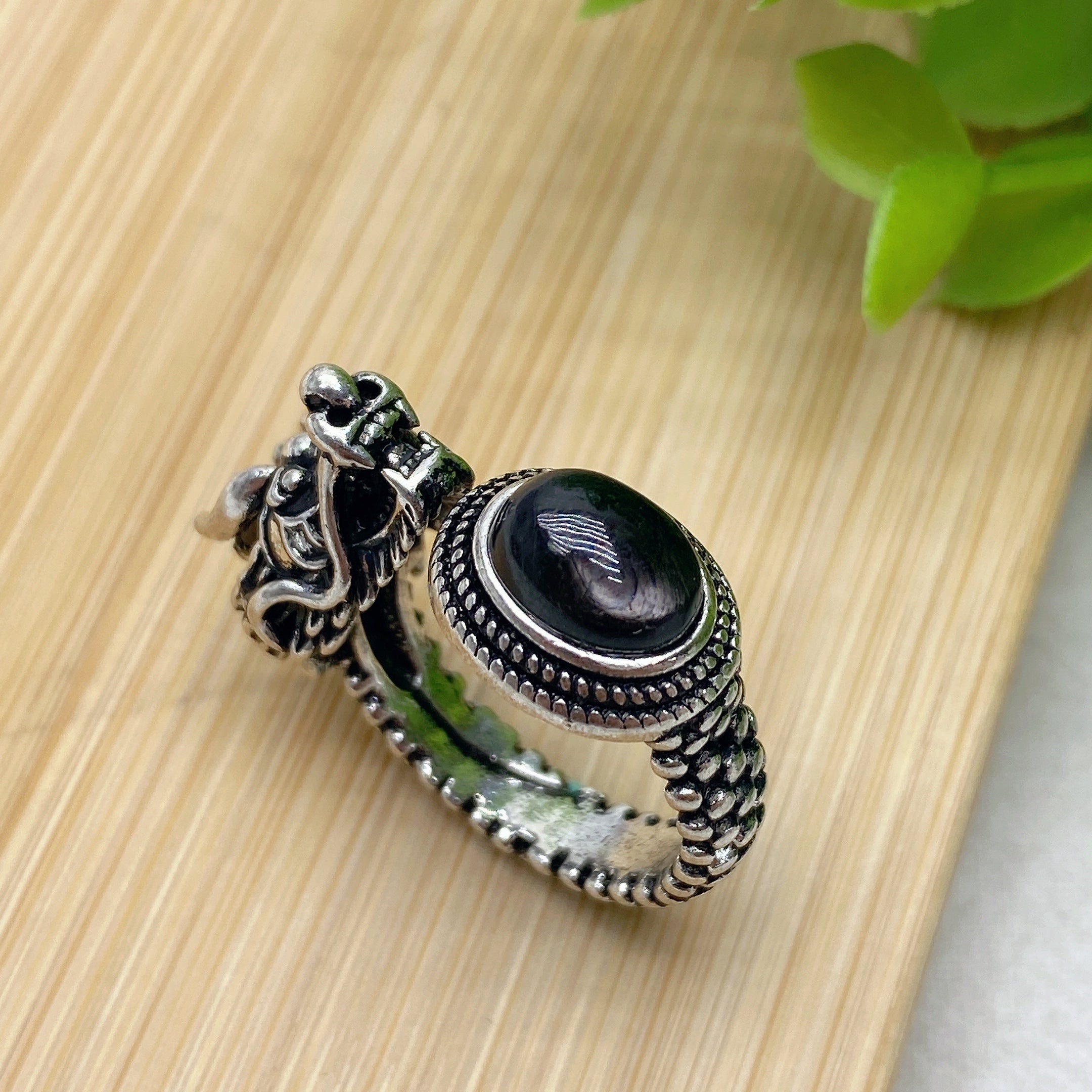 Mixed Crystal Adjustable Dragon Design Ring 18mm