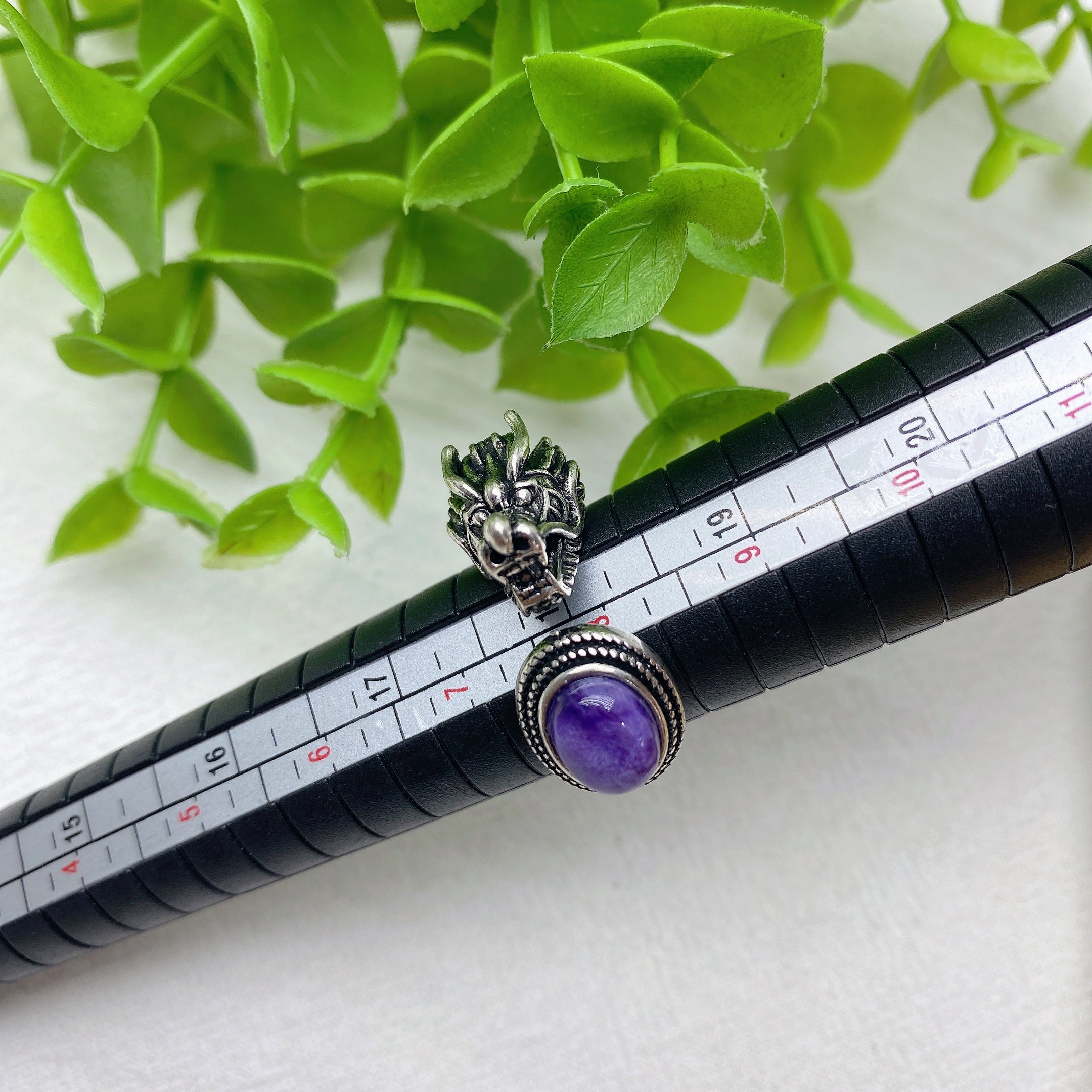 Mixed Crystal Adjustable Dragon Design Ring 18mm