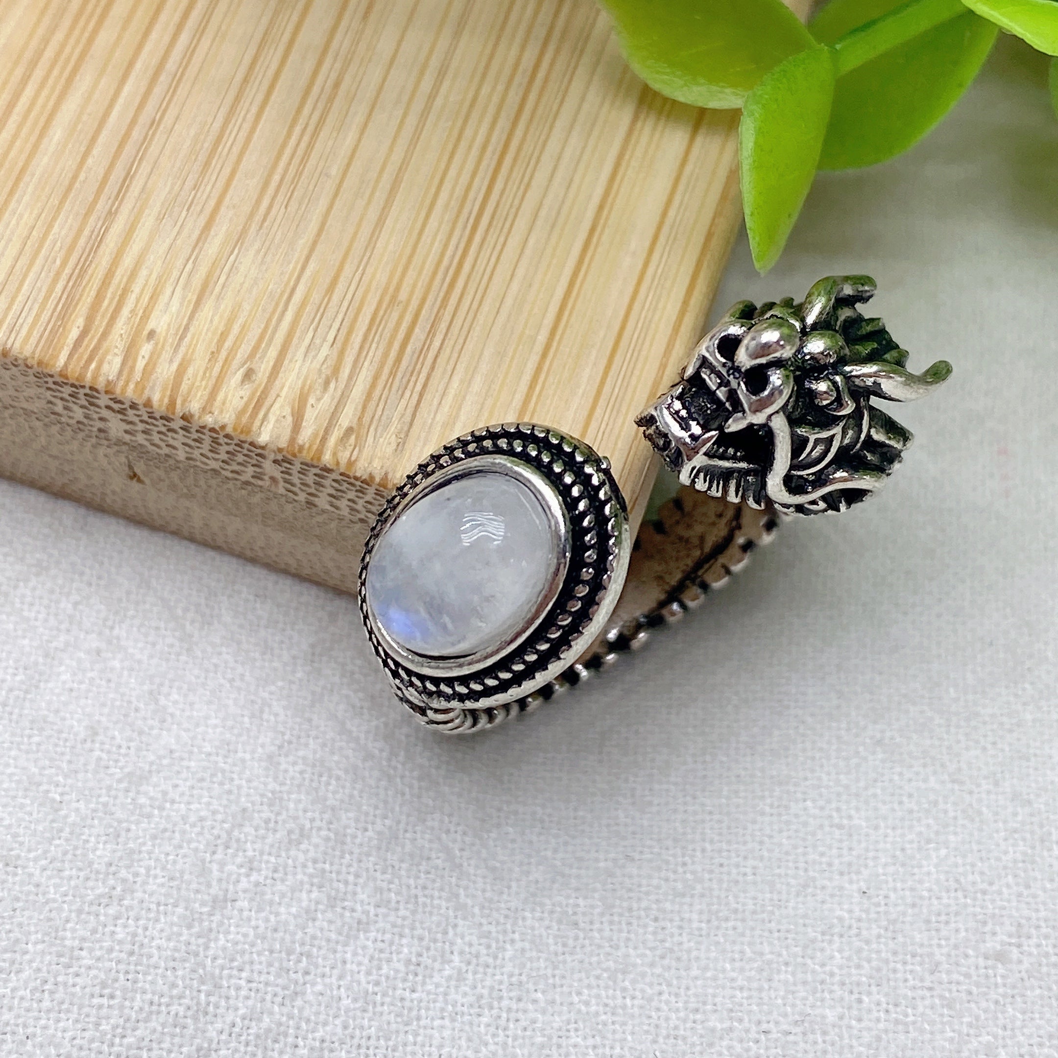 Mixed Crystal Adjustable Dragon Design Ring 18mm