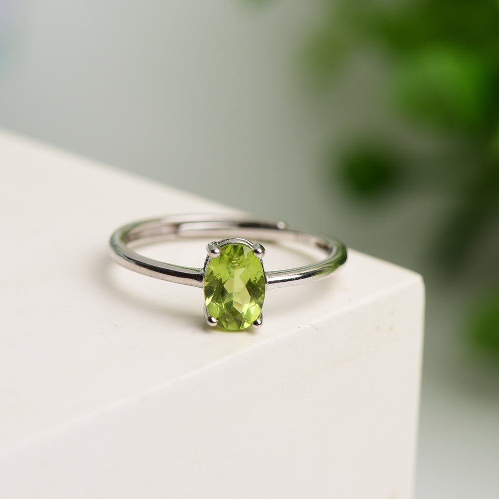 Heilringe aus gemischten Kristallen für spirituellen Schutz