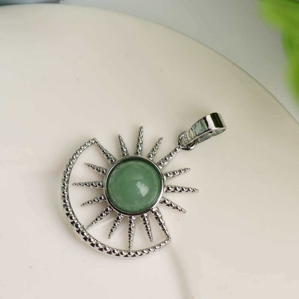Mixed Crystal Sun Shape Spiritual Pendant 2.5cm Healing