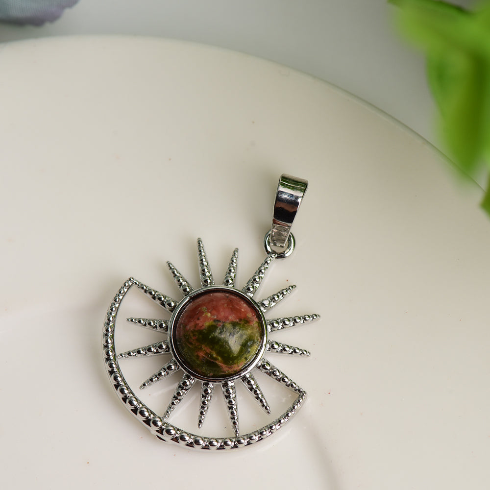 Mixed Crystal Sun Shape Spiritual Pendant 2.5cm Healing