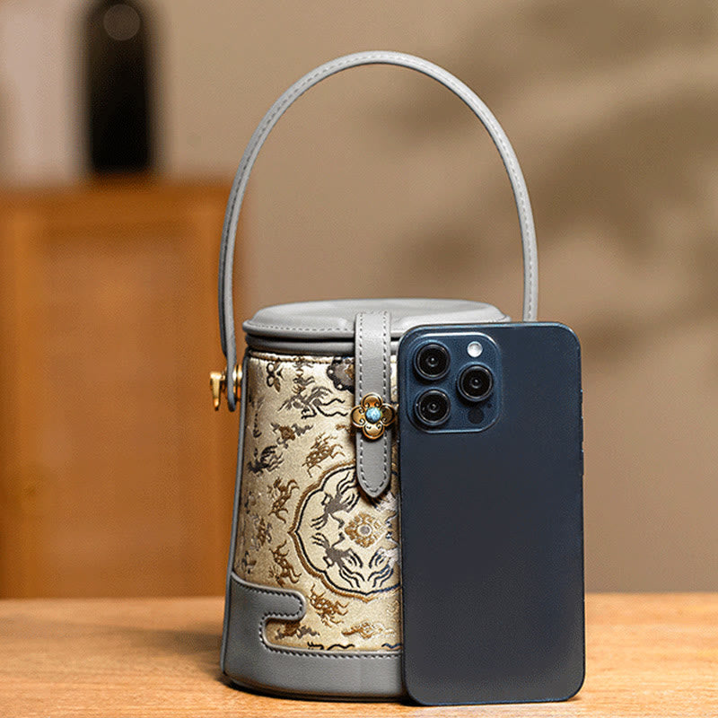 Umhängetasche „Spiritual“ aus Maulbeerseide mit Kranich-Brokat