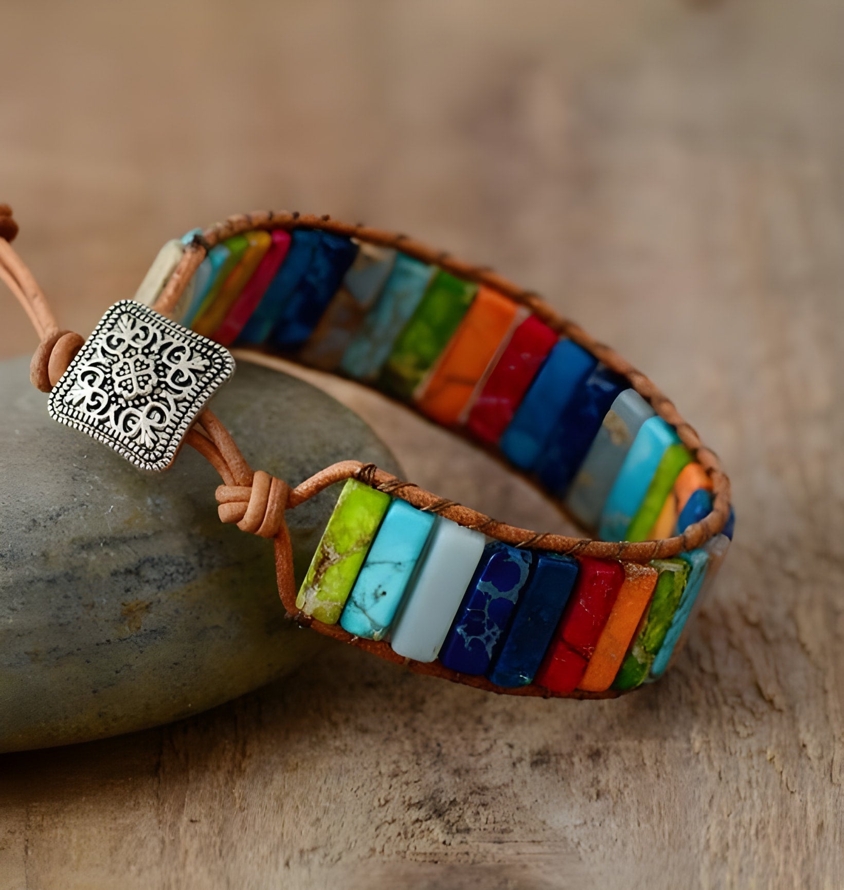 Mehrfarbiges Jaspis-Boho-Armband für Positivität