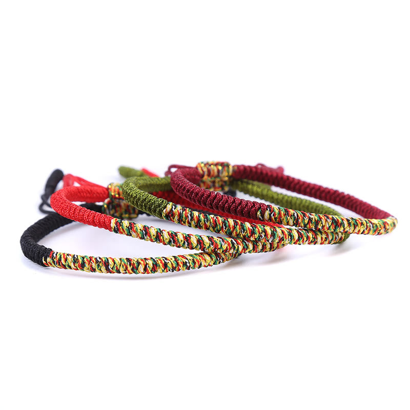 Mehrfarbiges tibetisches King Kong Knoten-Armband mit roter Schnur