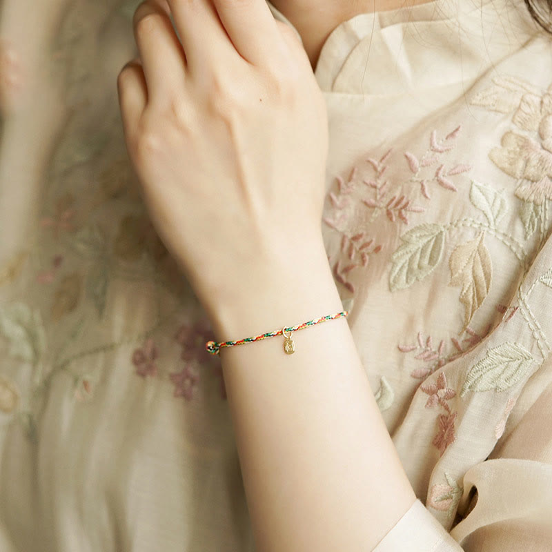 Mehrfarbiges spirituelles Armband mit Fu-Charakter für Frieden und Freude