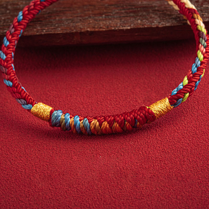 Mehrfarbiges rotes Schnurarmband mit King Kong-Knoten zum Schutz
