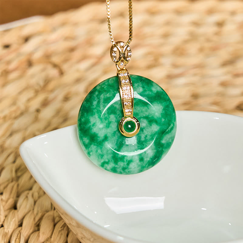 Natürliche Cyan Jade Peace Buckle Heilung Halskette