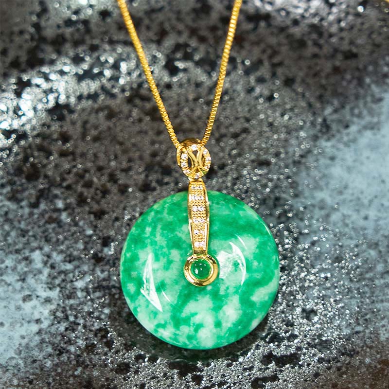 Natürliche Cyan Jade Peace Buckle Heilung Halskette