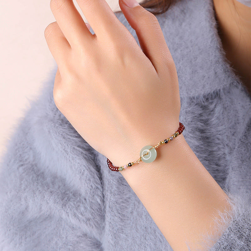 Natürliches Granat-Peace-Schnallenperlen-Ruhearmband