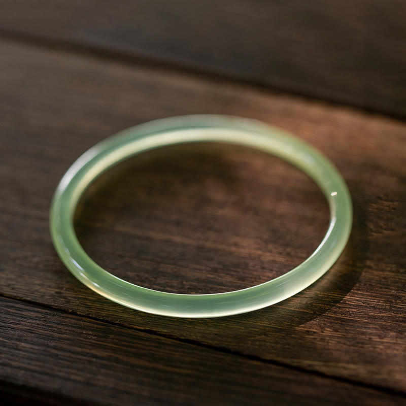 Armreif aus natürlichem grünem Chalcedon, Stärke und Mut, 52 mm