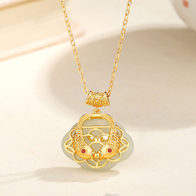 Natürliche Hetian Jade Koi Fisch Reichtum Halskette in Sterling Silber