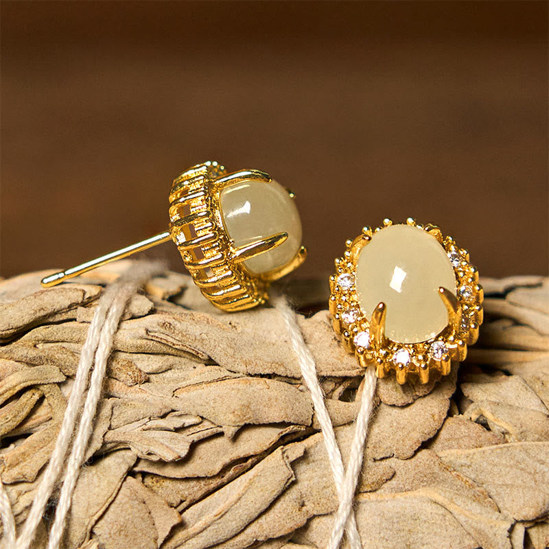 Natürliche Hetian Jade Wohlstandsohrringe mit Kupferbasis