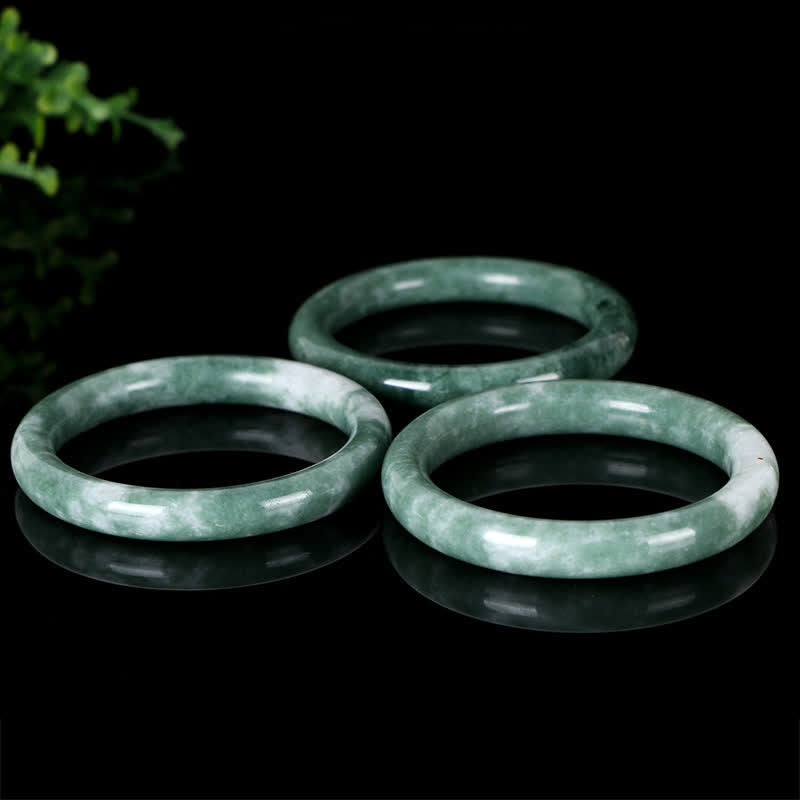 Armreif aus natürlicher Jade mit Glücksgefühlen, 58–60 mm