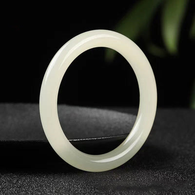 Armreif aus natürlicher, weiß-grüner Jade für Wohlstand, 56 mm