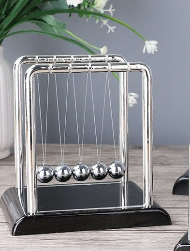 Newton Metallpendel 