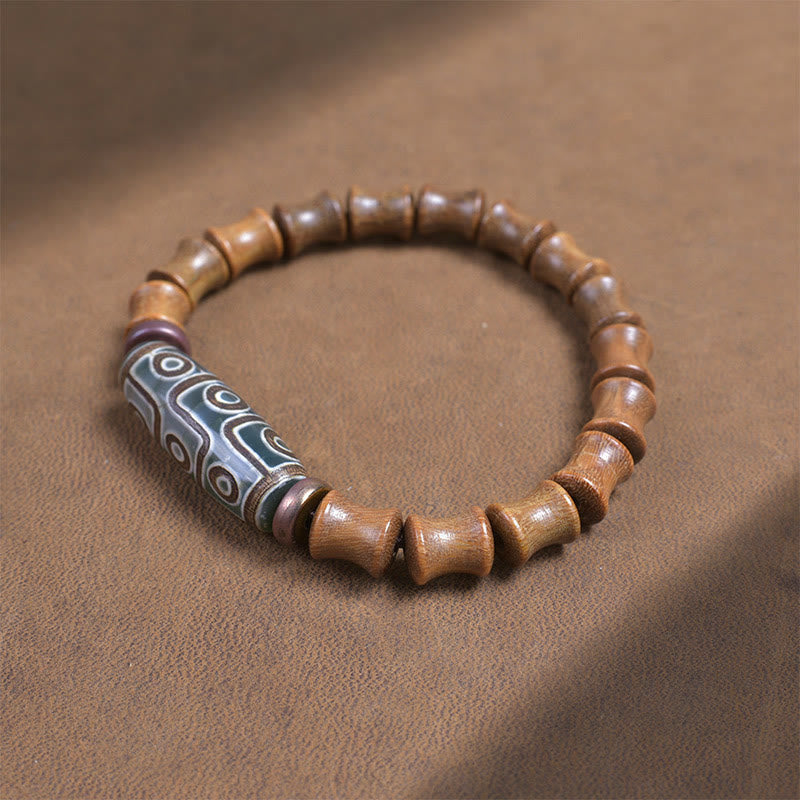 Neun-Augen-Dzi-Perle, grünes Sandelholz, spirituelles Armband, 14–16 cm