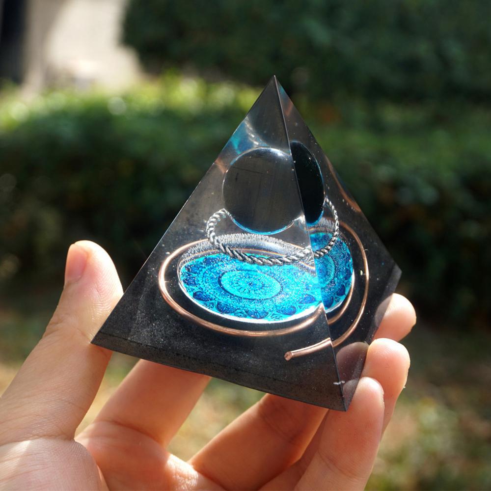 Obsidian Kristallkugel Pyramide