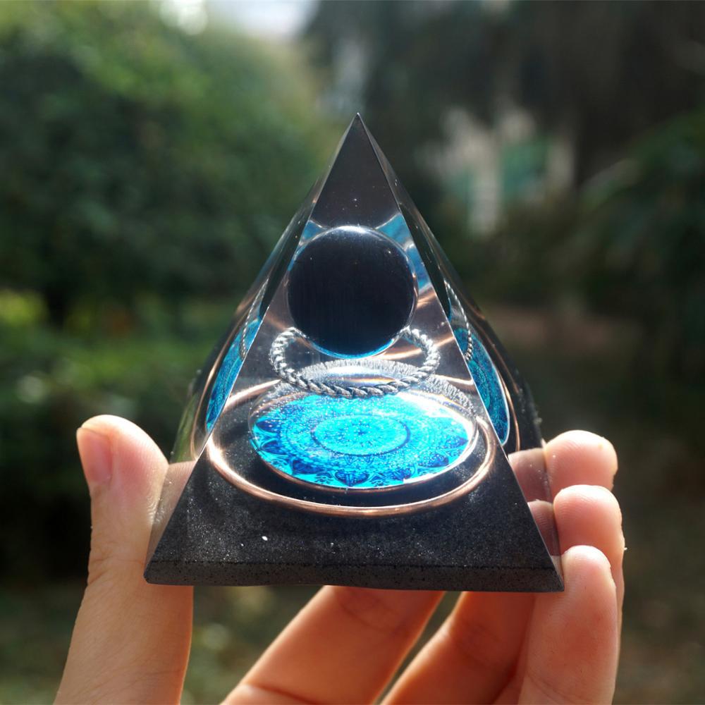 Obsidian Kristallkugel Pyramide