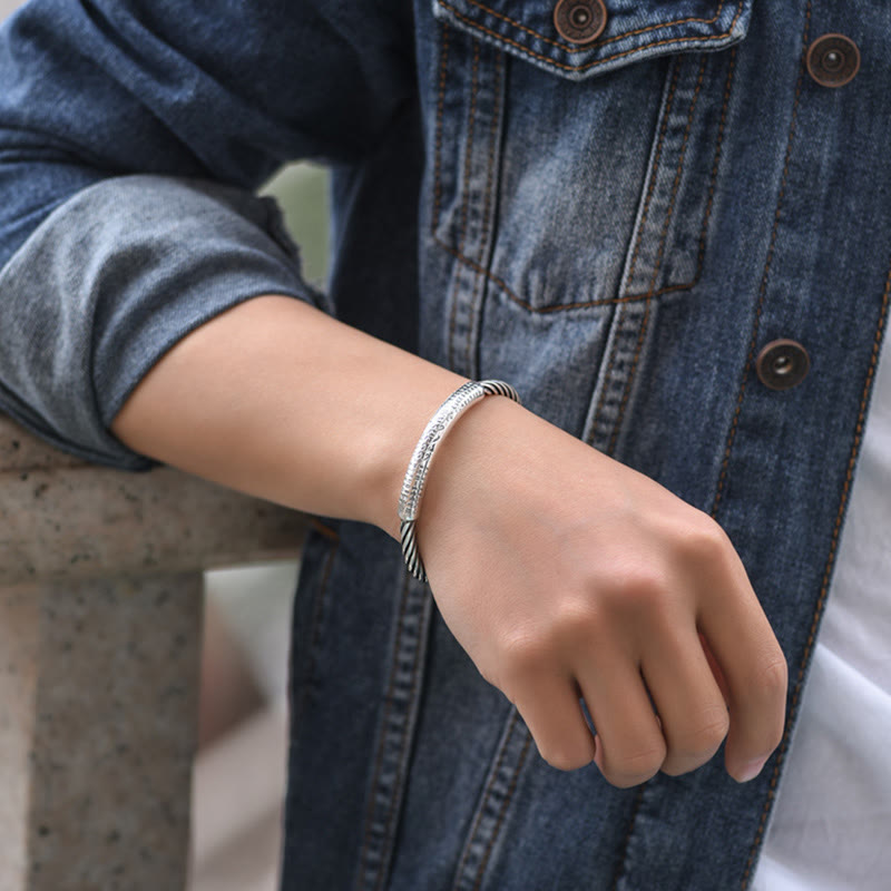 Om Mani Padme Hum Kupfer verstellbares Reinheits-Manschettenarmband