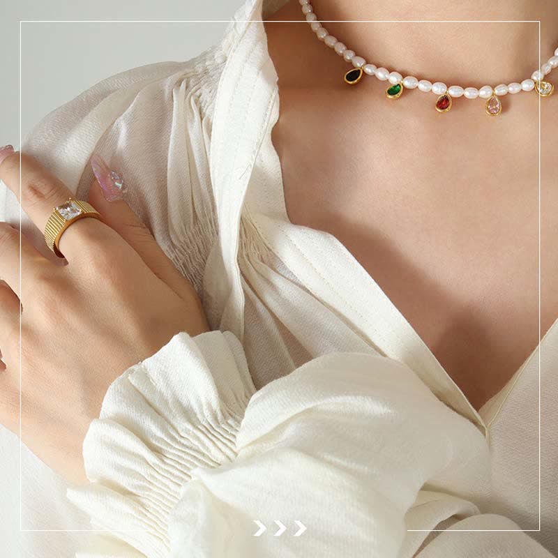 Pearl Purity Halskettenanhänger mit 18 Karat Gold und Kristall