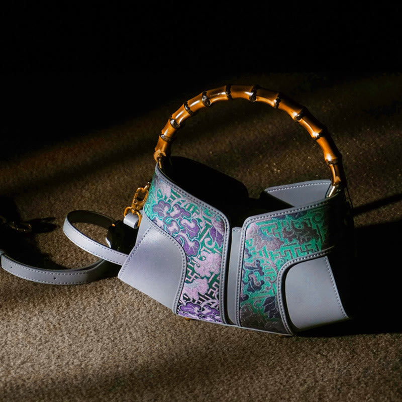 Umhängetasche mit Bambusgriff „Peony“ aus Song-Brokatseide