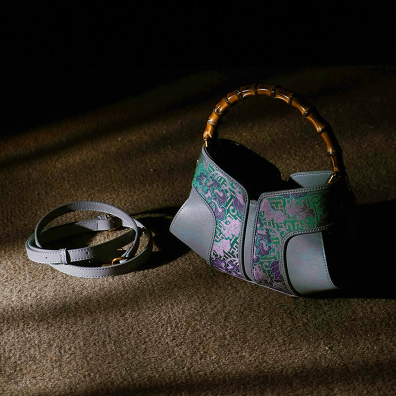 Umhängetasche mit Bambusgriff „Peony“ aus Song-Brokatseide