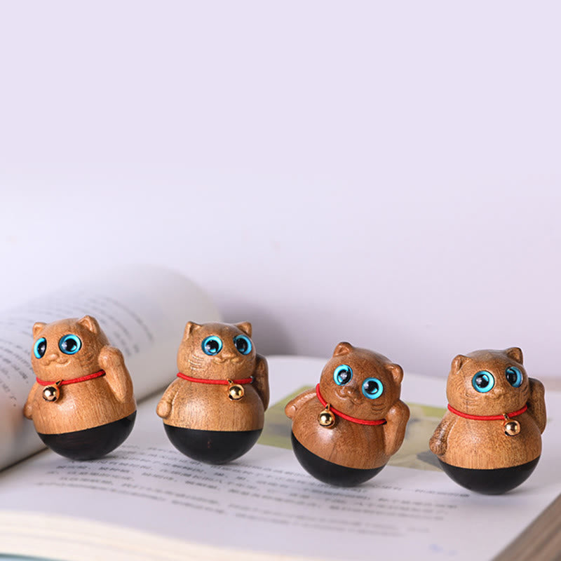 Phoebe Zhennan Mini-Glückskatze aus Holz, Segensstatue