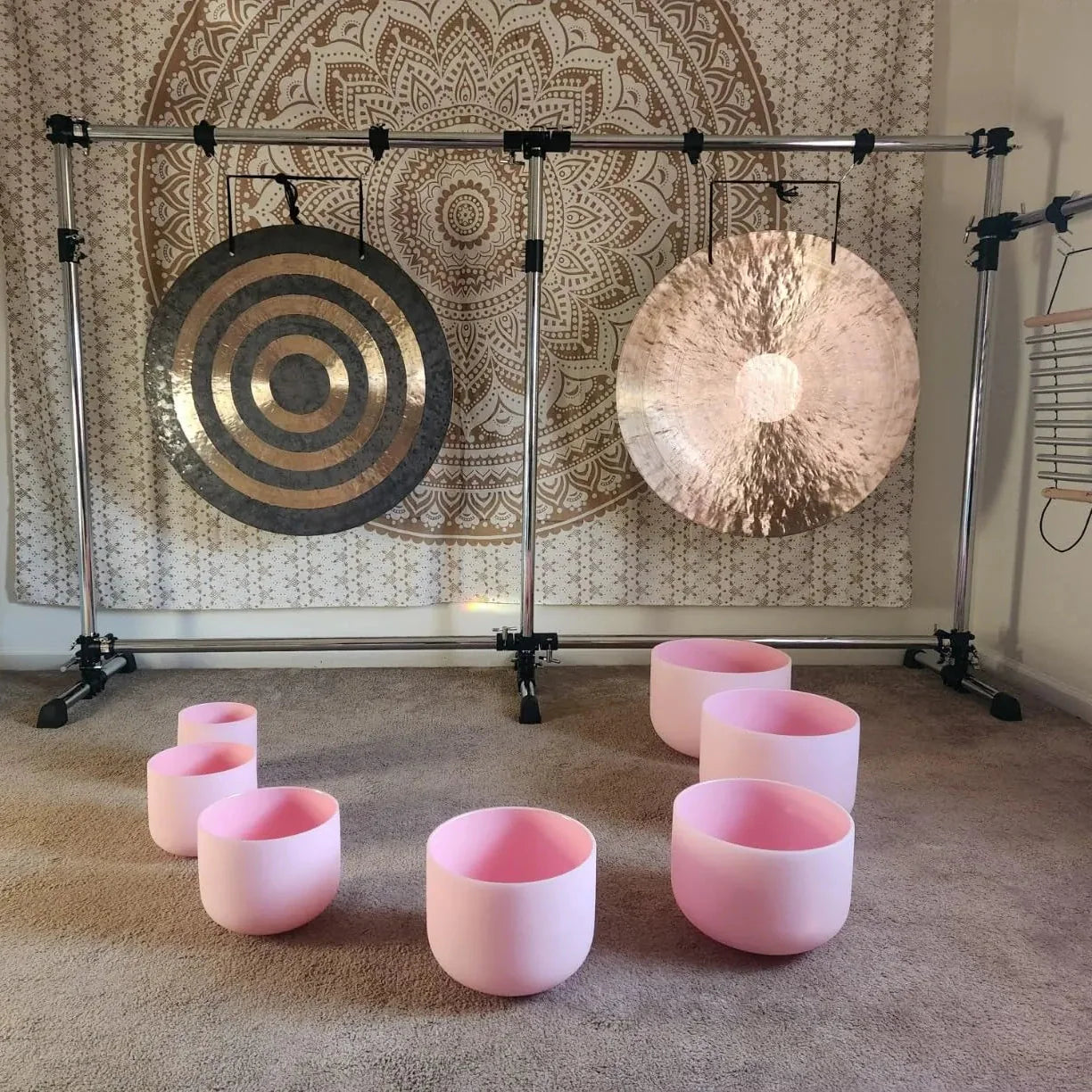 Farbiges Chakra-Kristall-Klangschalen-Set – 7-tlg. 6-14"