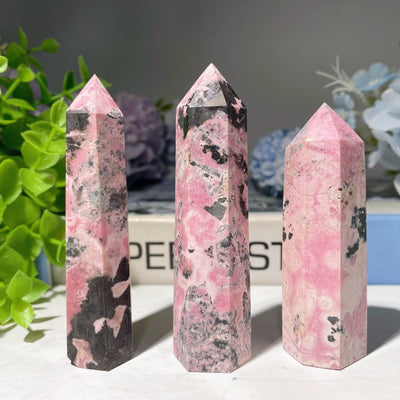 Polierte Rhodochrosit-Kristallspitzen aus Peru, 2–4 Zoll