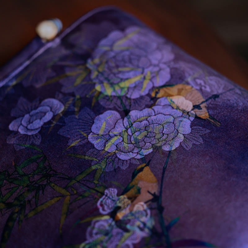 Handtasche mit Bambusgriff in Lila mit Elstervögeln, 23 cm