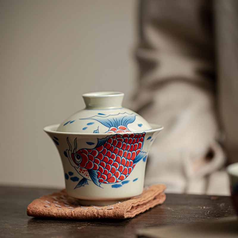 Rote Keramik-Gaiwan-Teetasse mit Koi-Fisch, 130 ml, für Teerituale