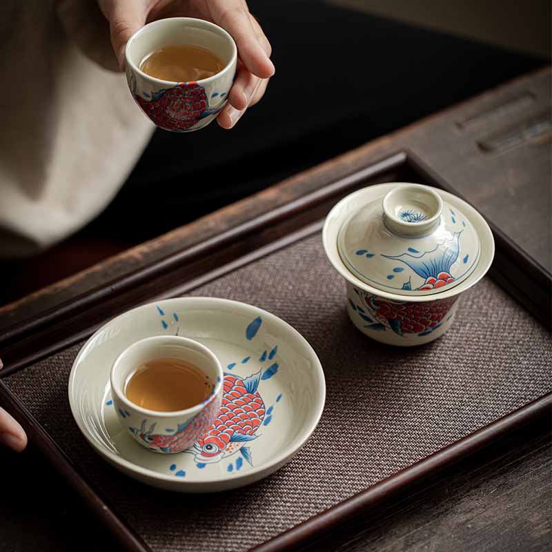 Rote Keramik-Gaiwan-Teetasse mit Koi-Fisch, 130 ml, für Teerituale