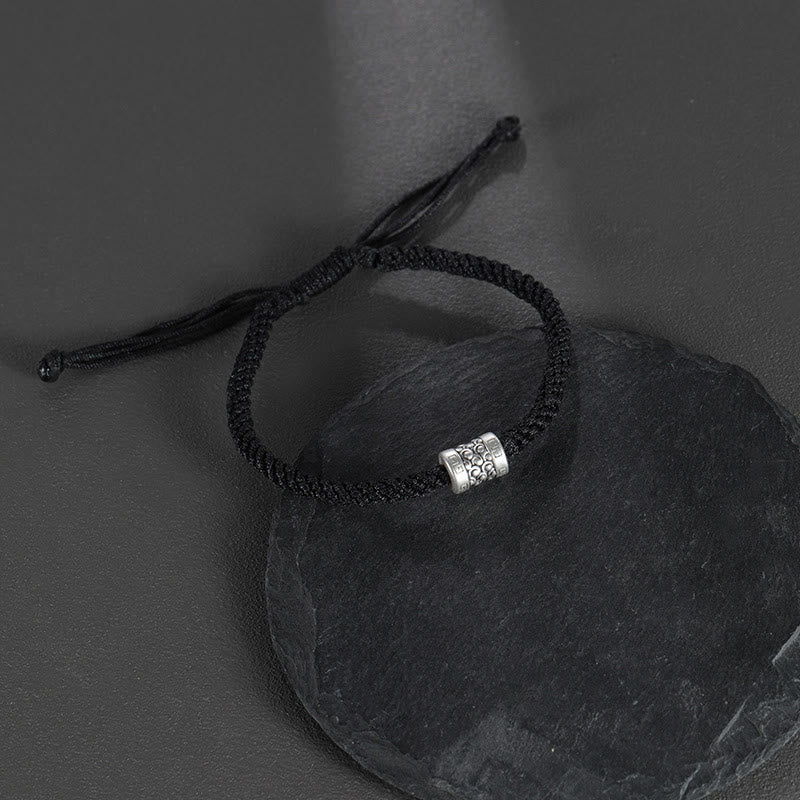 Rotes Schnurarmband mit Glückswolken-Anhänger aus 999er Silber
