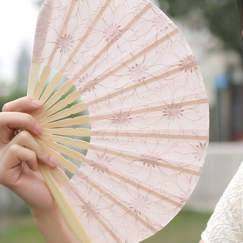 Chinesischer Faltfächer im Retro-Stil mit Blumenstickerei, 21 cm