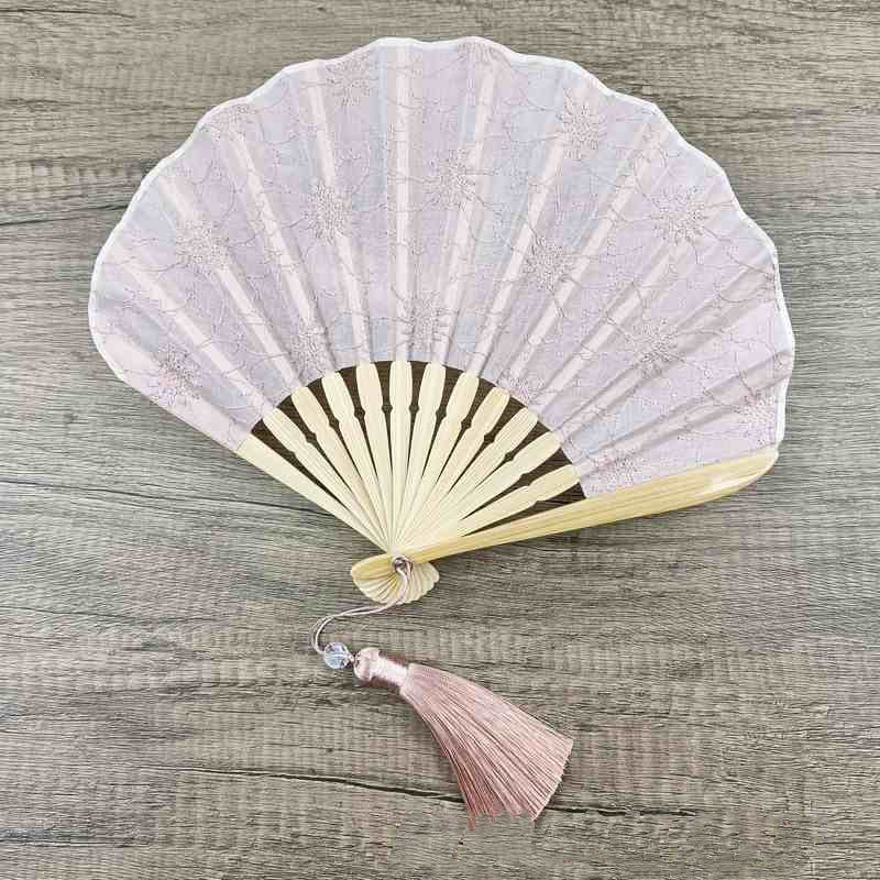 Chinesischer Faltfächer im Retro-Stil mit Blumenstickerei, 21 cm