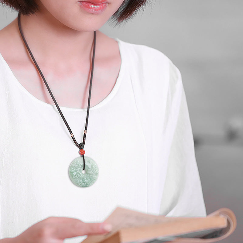 Runde Jade-Halskette mit Peace-Schnalle für Wohlstand und Überfluss, 8 mm