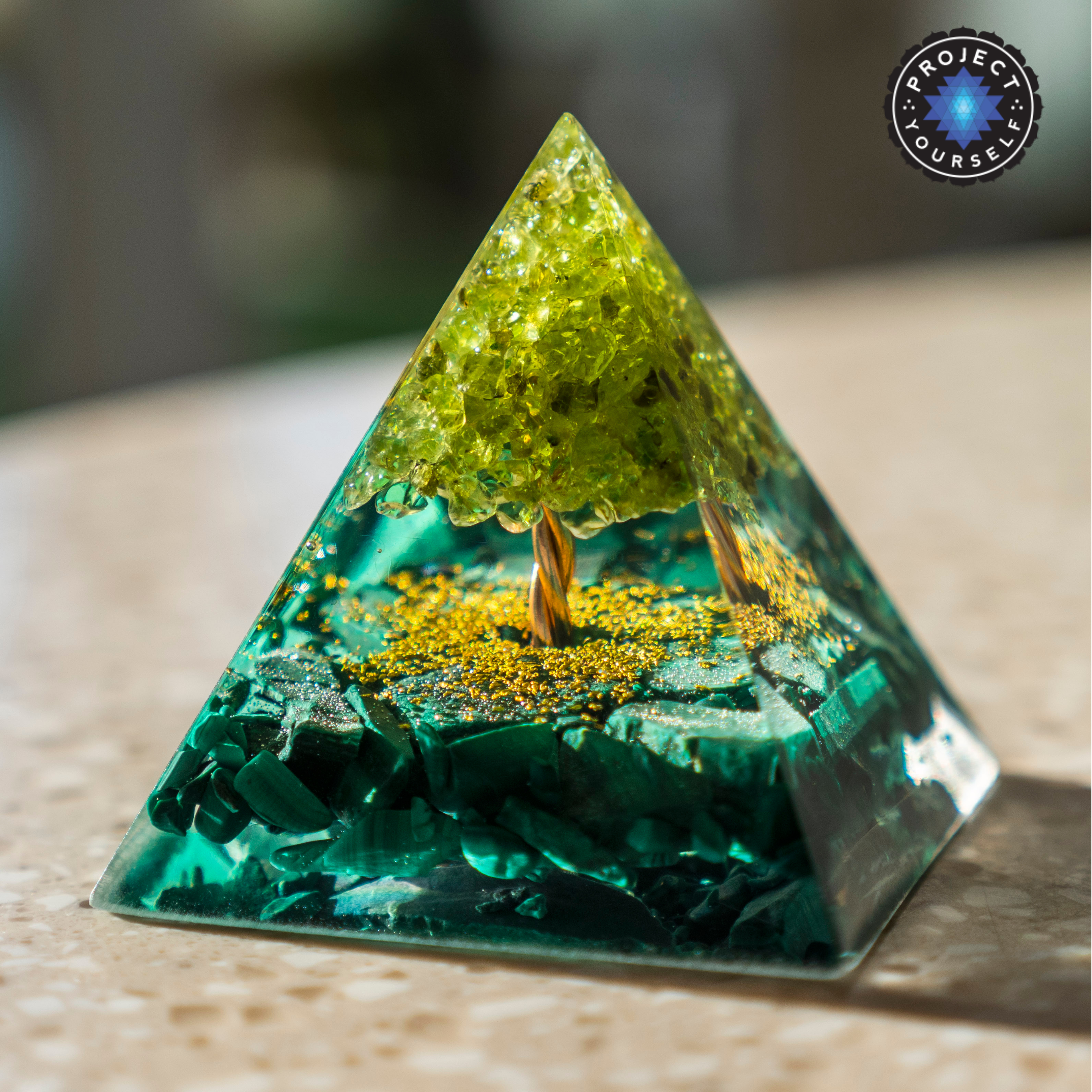 Orgonpyramide des Heiligen Liebeswalds