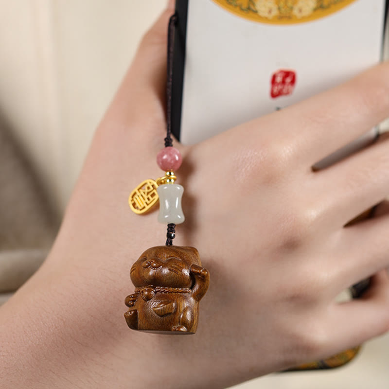 Schlüsselanhänger mit spirituellem Schutz aus Sandelholz und Glückskatzen-Anhänger