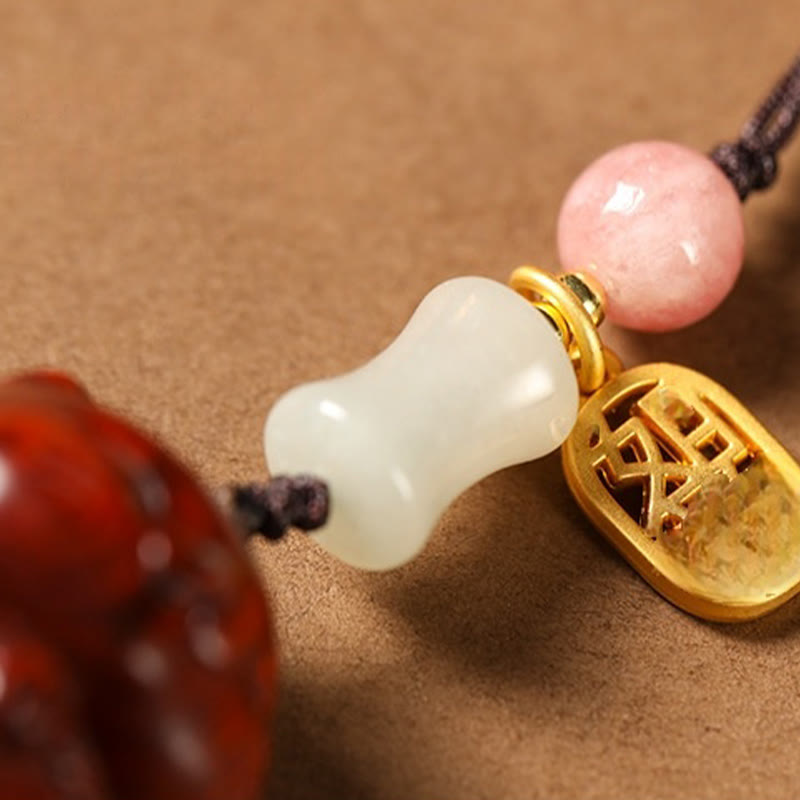 Schlüsselanhänger mit spirituellem Schutz aus Sandelholz und Glückskatzen-Anhänger